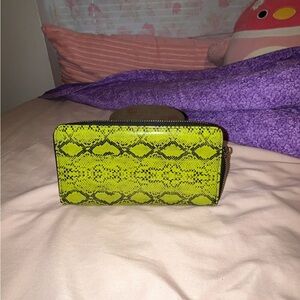 Stylish Neon Green Snake Print Women's Bag
